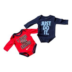 #040, Nike baby bundle of bodysuits, size 3 month